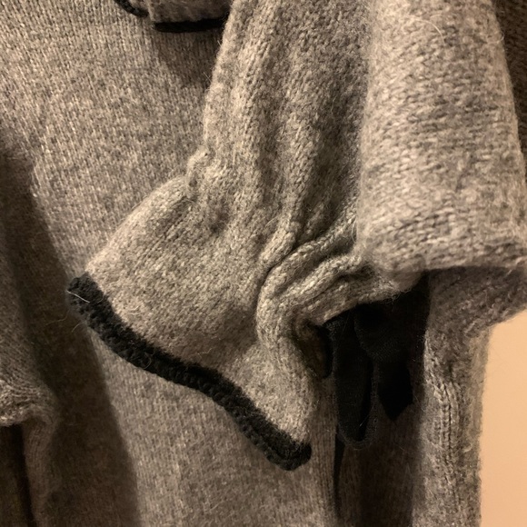 Zara sweater - Picture 3 of 3